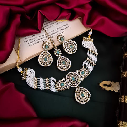 Sanjana Royal Dabi Kundan Choker Necklace Set - Pastel Green