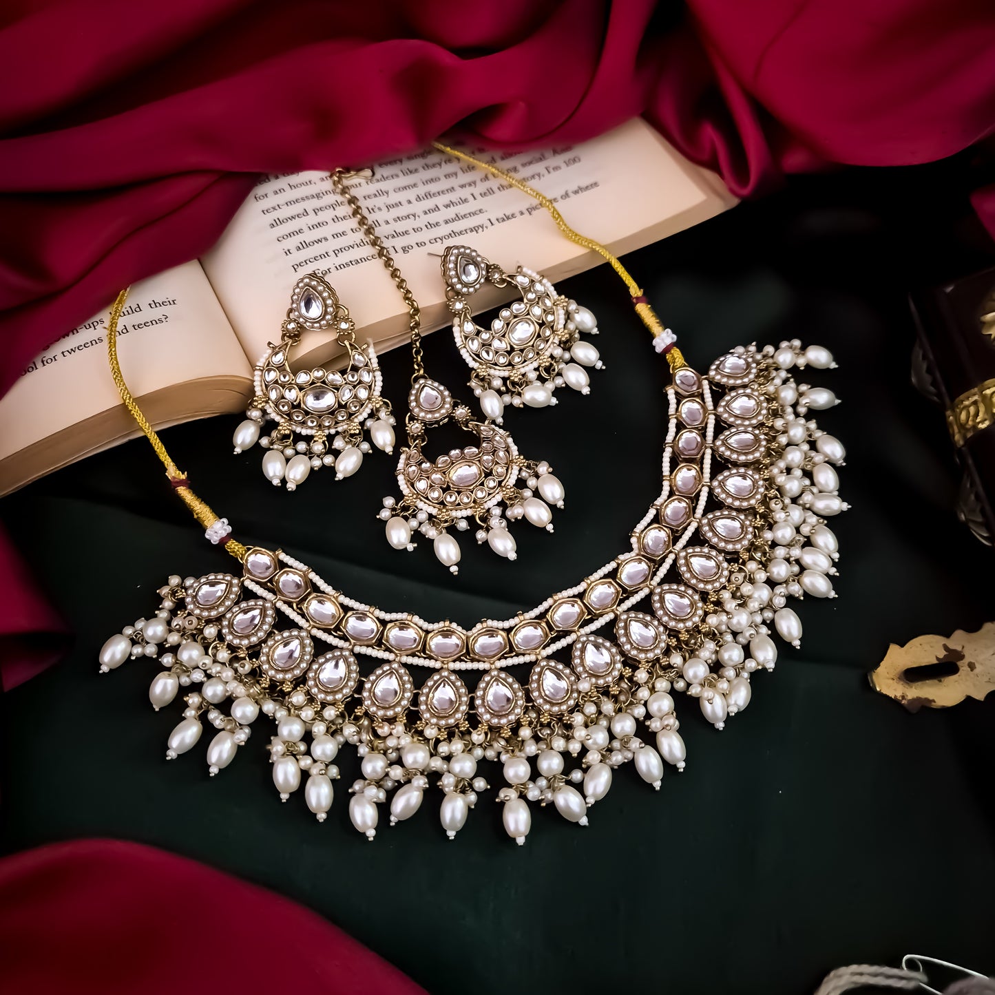 Rumaisa Jadau Kundan Necklace Set - Golden