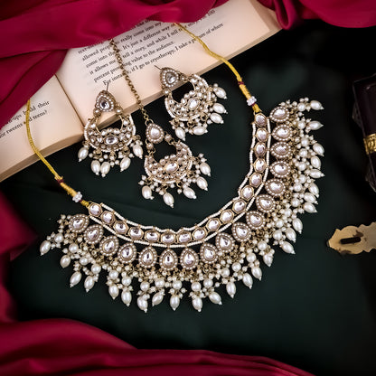 Rumaisa Jadau Kundan Necklace Set - Golden