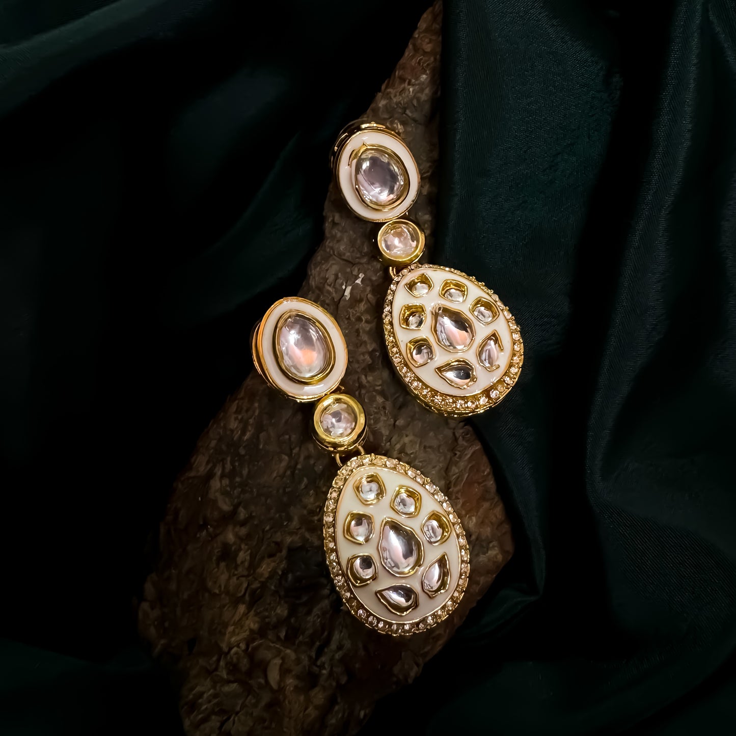 Kismat Kundan Earrings - Golden