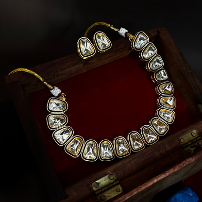 Vibhuti Kundan Necklace Set