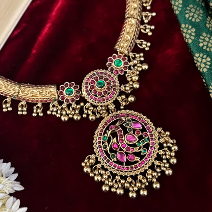 Sanvi Hasli Temple Necklace Set - Pink & Green