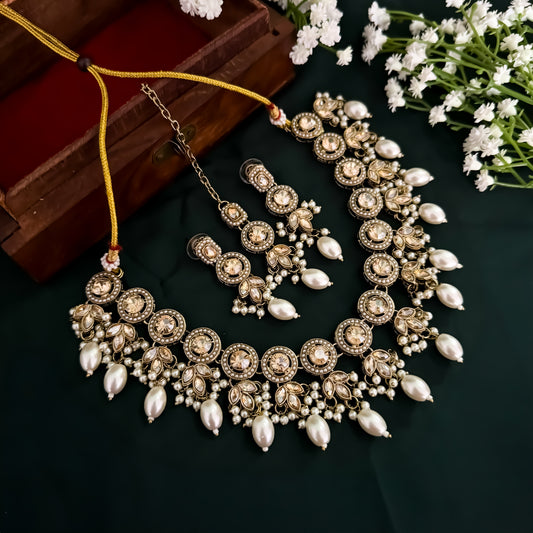 Mrunal Jadau Reverse AD Necklace Set - Golden