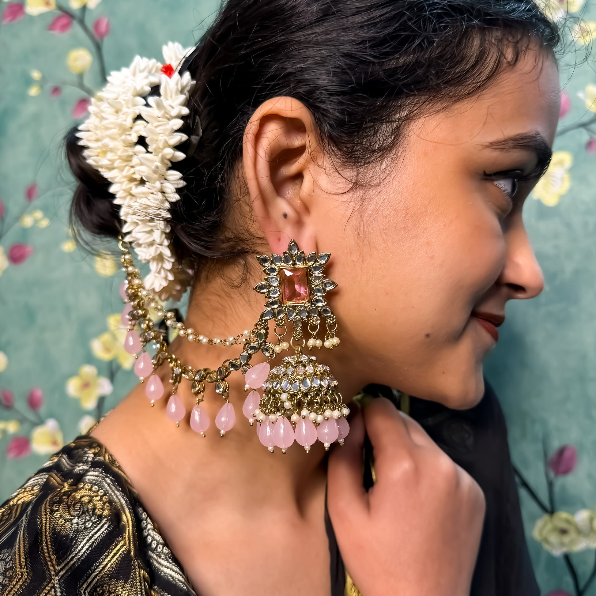 Manavi Mirror Jhumka with Teeka & Sahara- Baby Pink