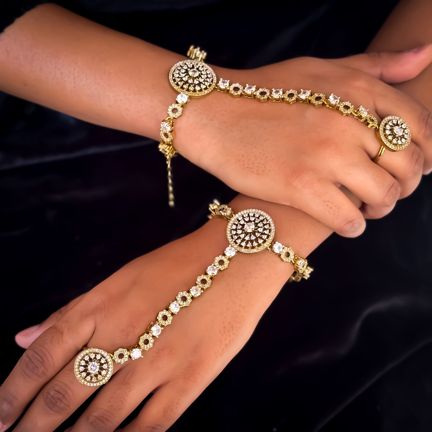 Krissane Premium American Diamond Haathphool - Golden