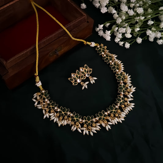 Lotus Rice Pearl Necklace Set