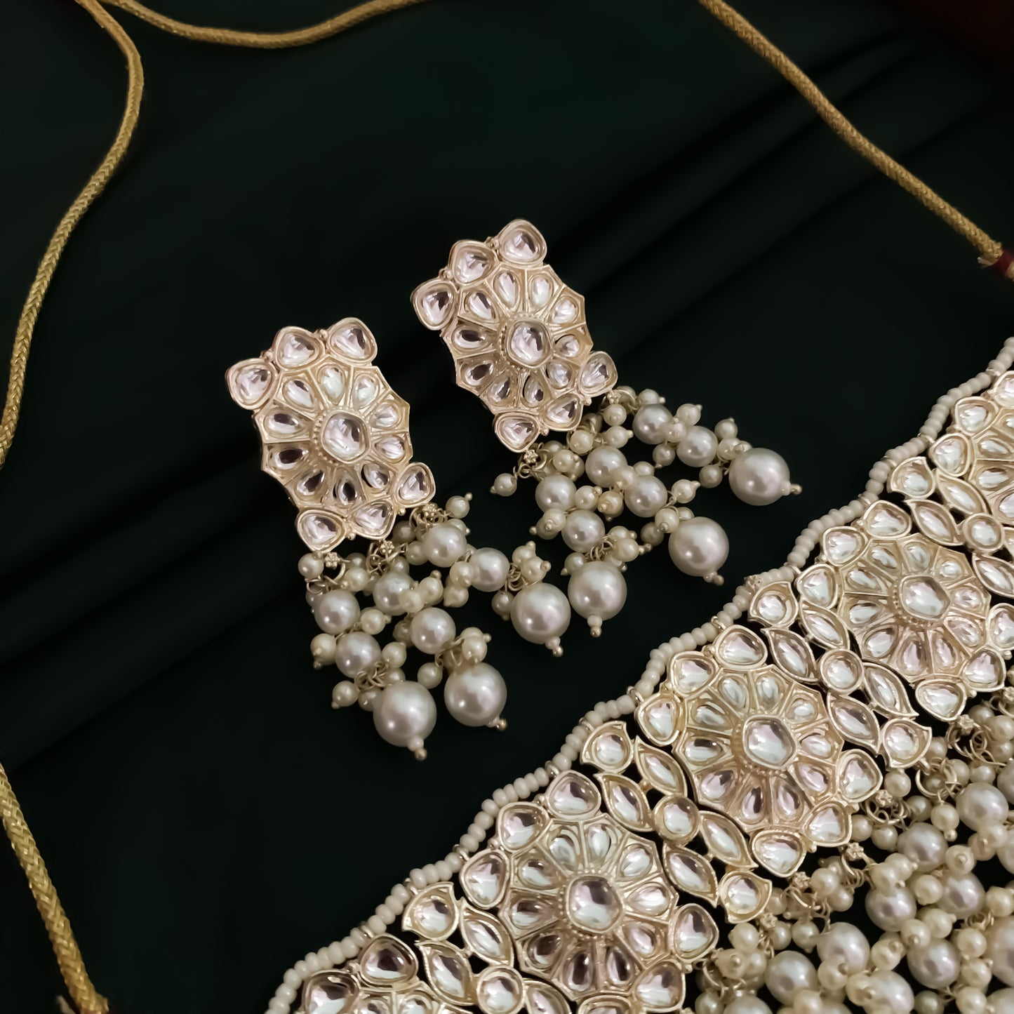 Meher Dabi Kundan Necklace Set- Golden