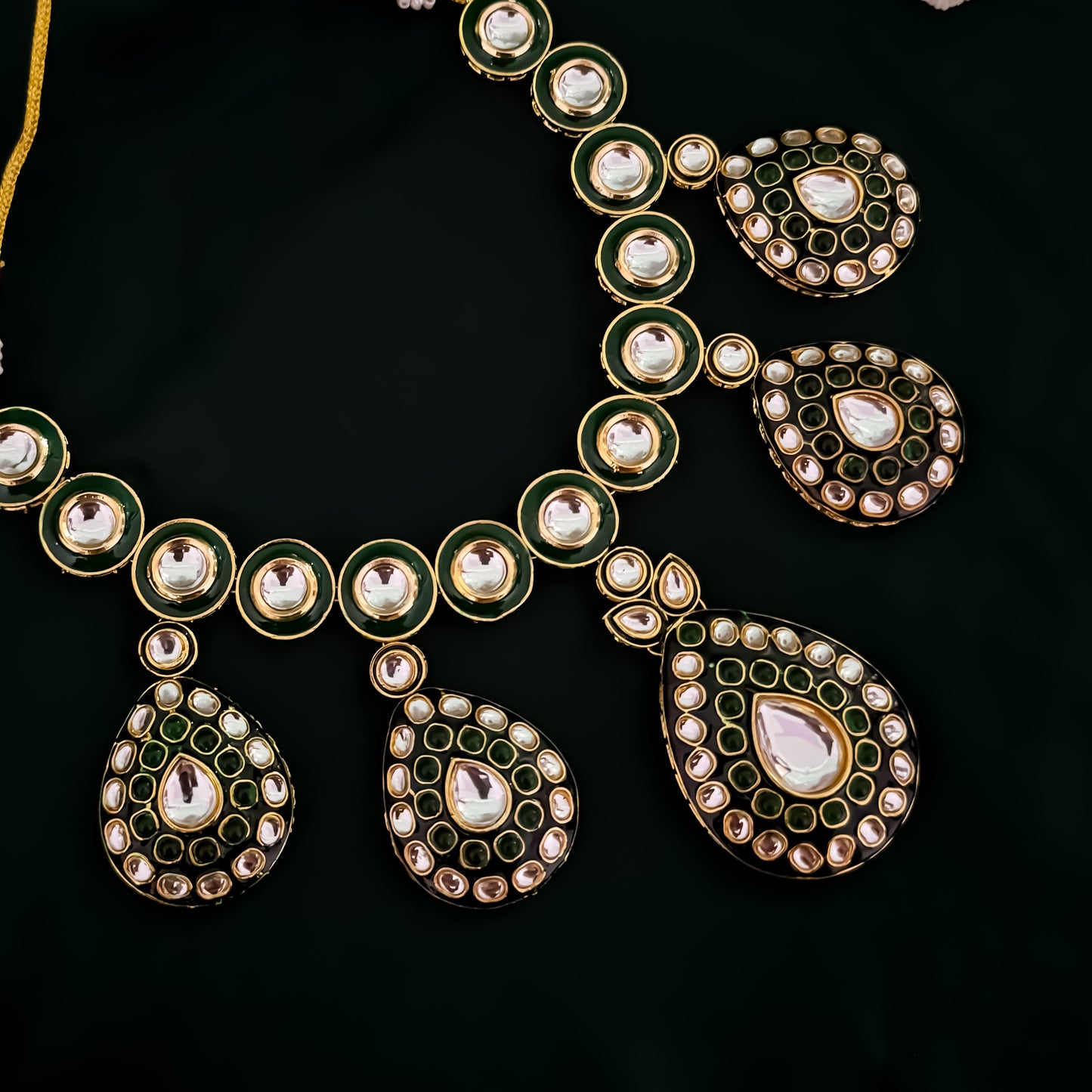Vivika Vilandi Kundan Premium Necklace Set- Green