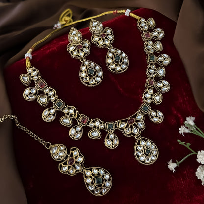 Pink & Green Suzanne Kundan Necklace Set