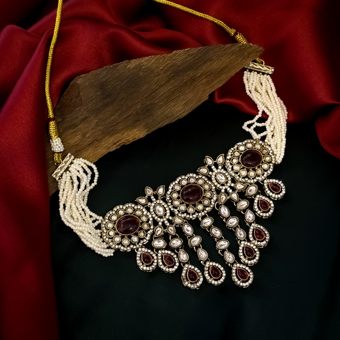 Rumani Premium Victorian Style Choker Necklace Set- Wine