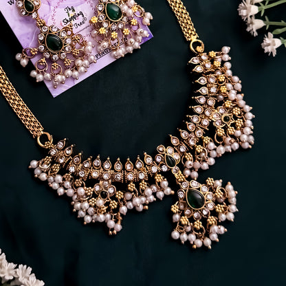 Mini Guttapushali Necklace Set With Earrings- Golden & Green