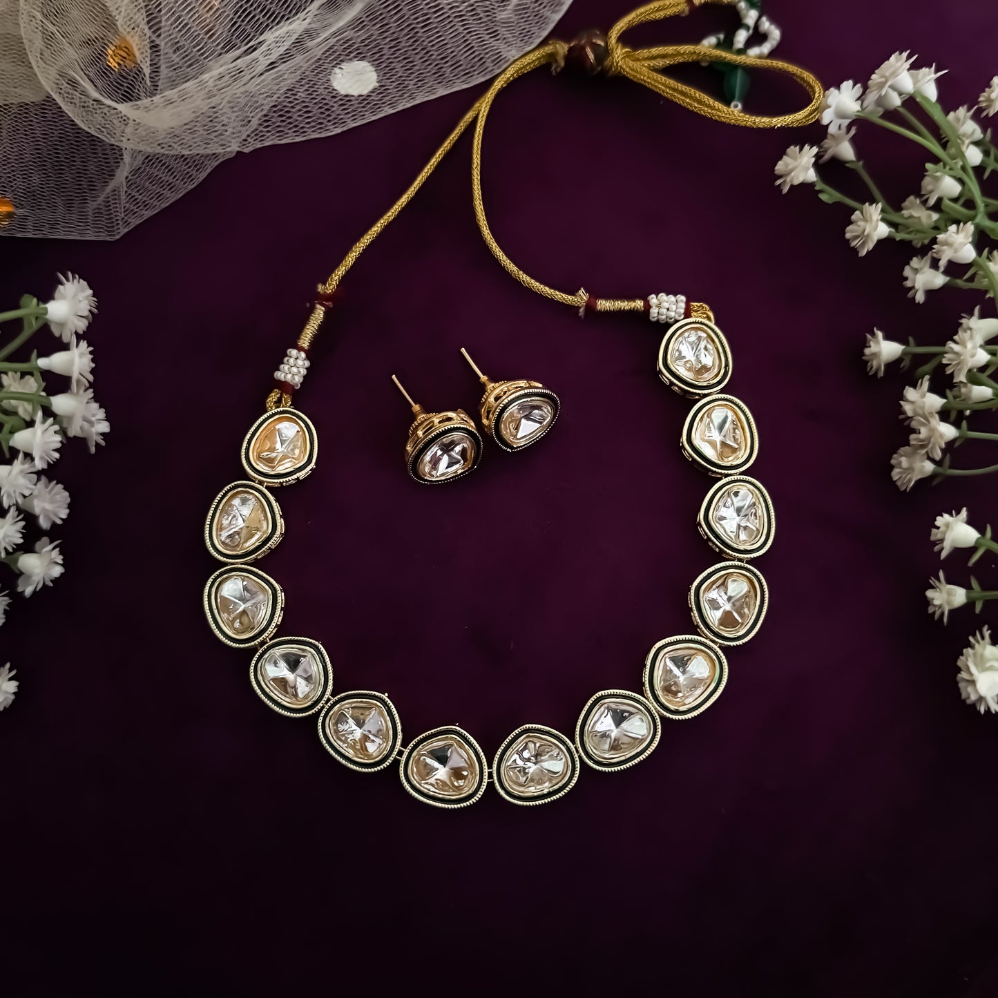 Vaishali Kundan Necklace Set