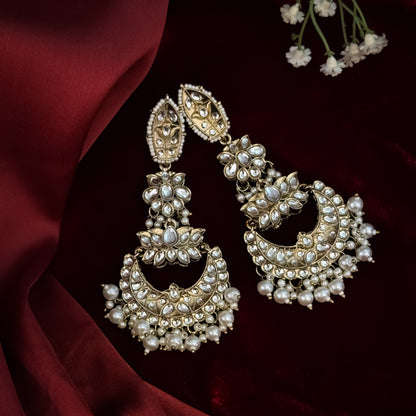 Nilanjana Kundan Chandbali Earrings - Golden