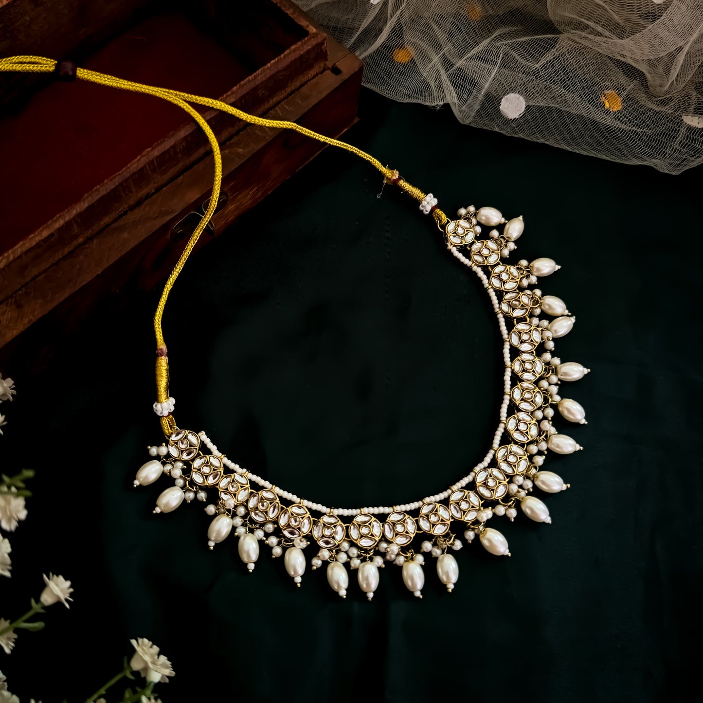 Mitali Kundan Sleek Golden Necklace Set with Earrings & Teeka