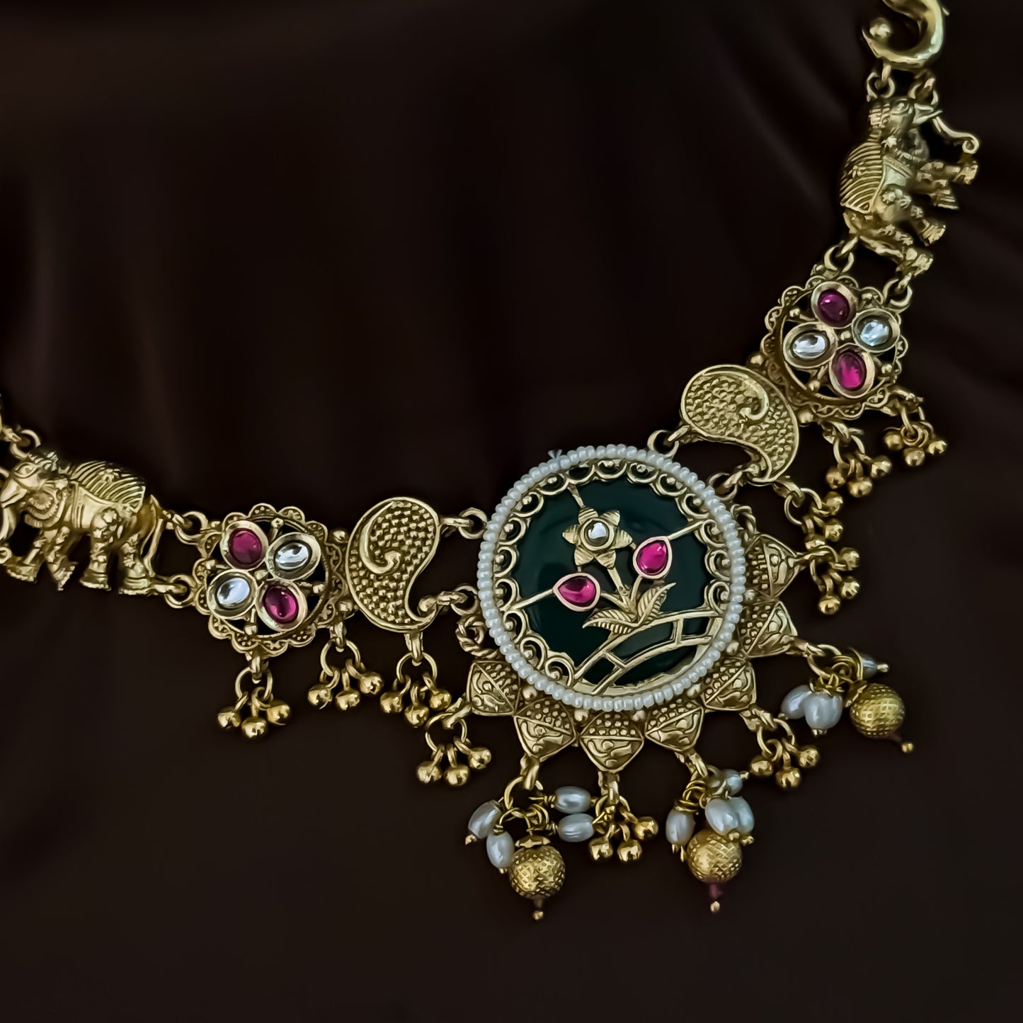 Divyanka Heritage Rajwadi Necklace Set - Pink & Green