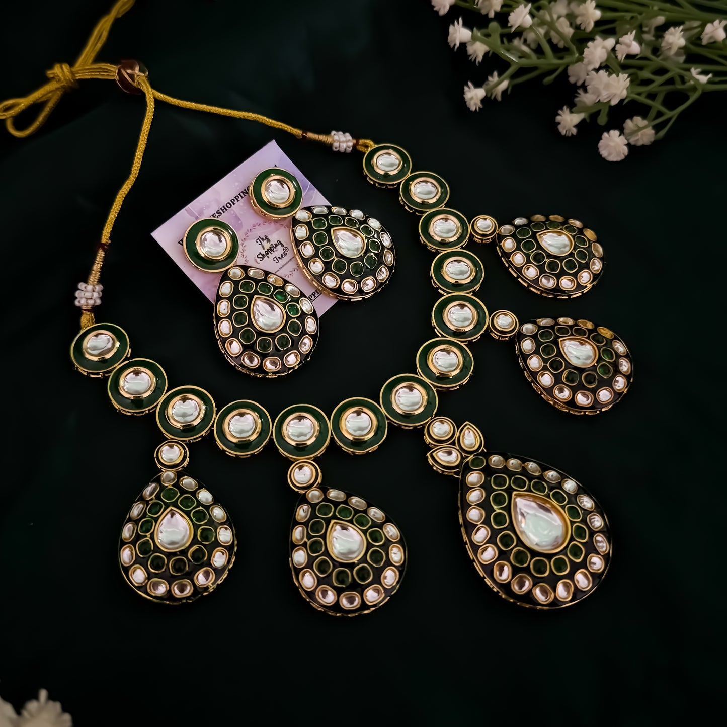 Vivika Vilandi Kundan Premium Necklace Set- Green