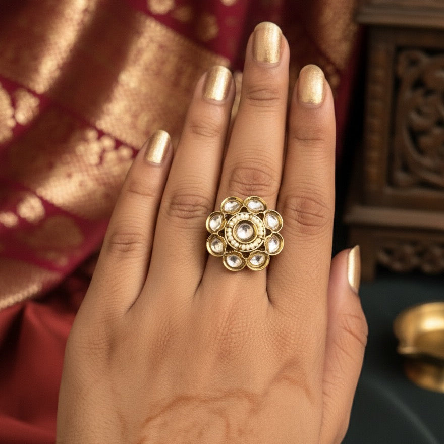 Saanvi Dabi kundan Adjustable Ring