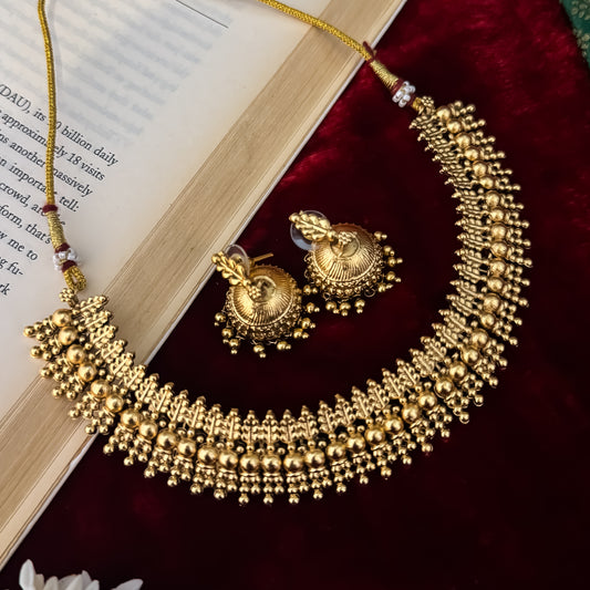 Ira Temple Necklace Set - Golden