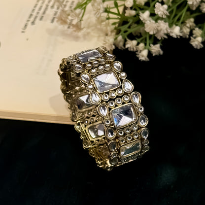 Nihan Kundan Openable Bracelet/Kada - Golden