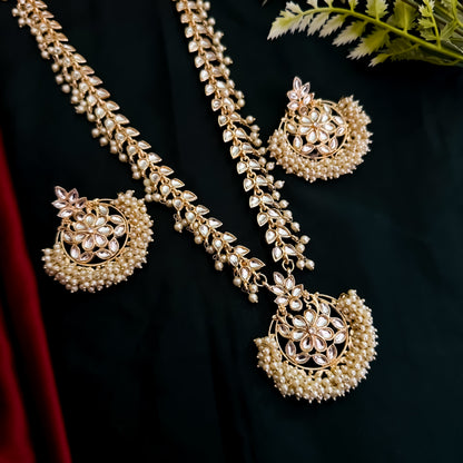 Jigyasa Ganthan Long Necklace Set