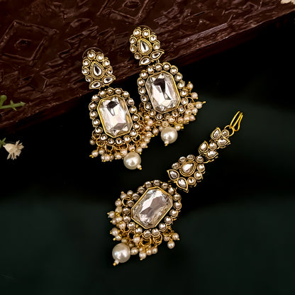 Shriya Royal Kundan Choker Necklace Set - Golden