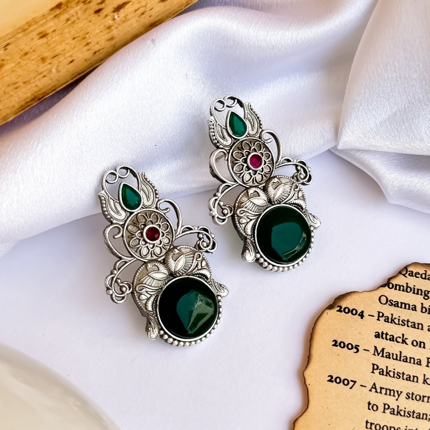 Hania Monalisa SLA Brass Earrings - Green