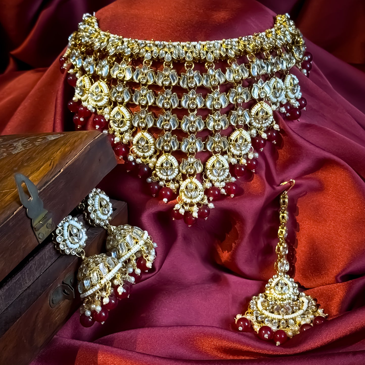 Sameera Premium Kundan Necklace Set - Maroon