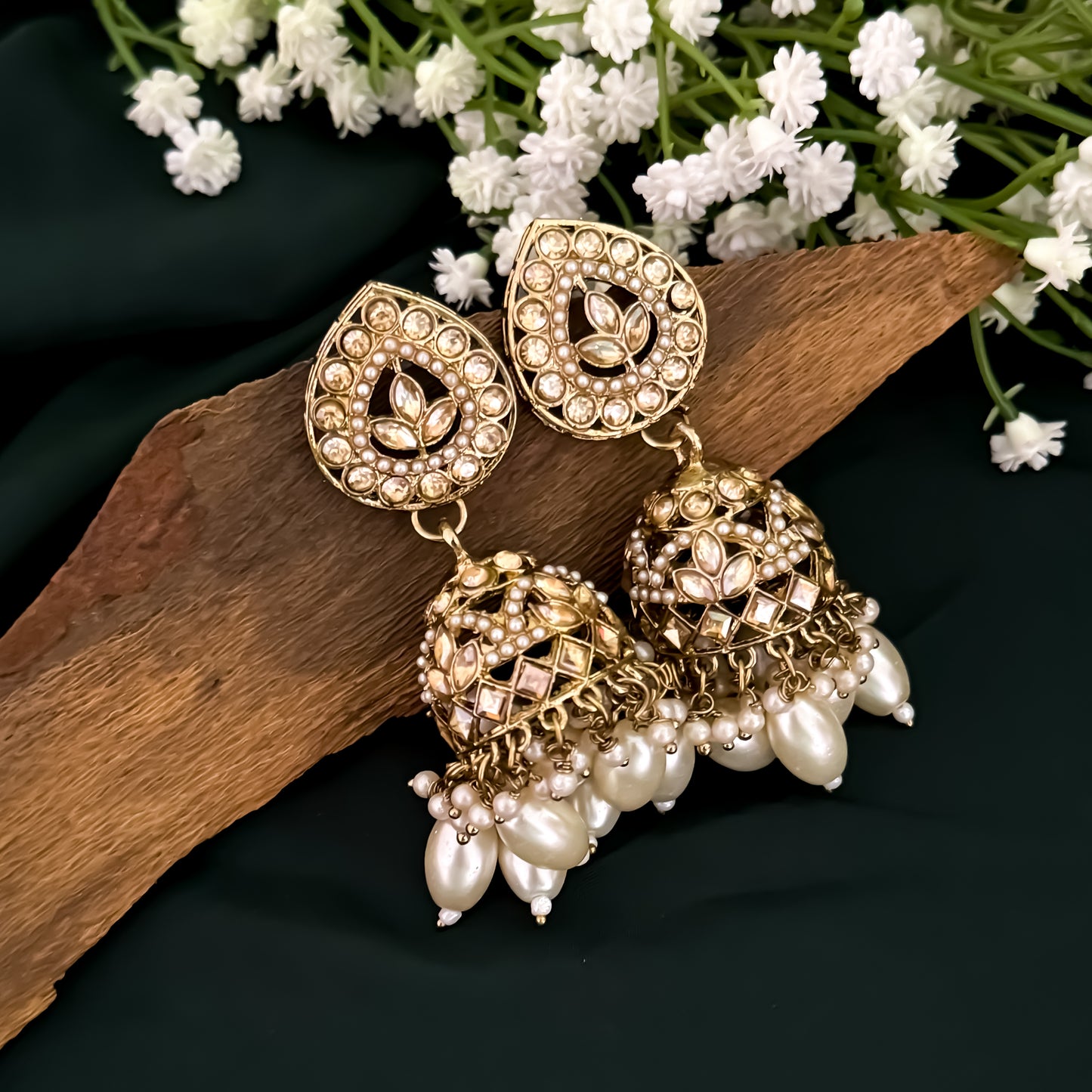 Tansia Jadau Royal Jadau Reverse AD Necklace Set - Golden