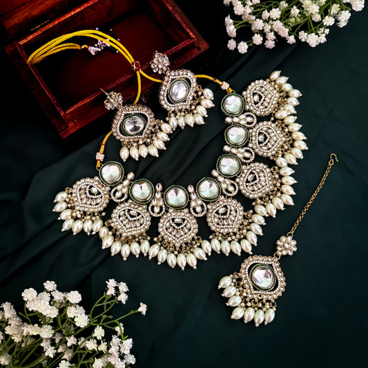 Tara Bridal Kundan Necklace Set With Teeka & Earrings - Golden & Green