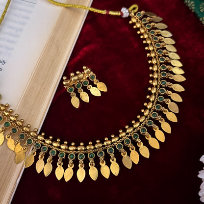Kiana Temple Choker Necklace Set - Green
