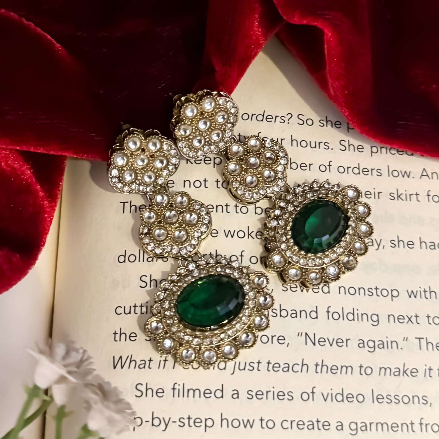 Ishkara AD Polki Look Alike Necklace Set - Green