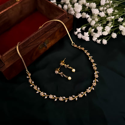 Petals Diamond Minimal AD Necklace Set