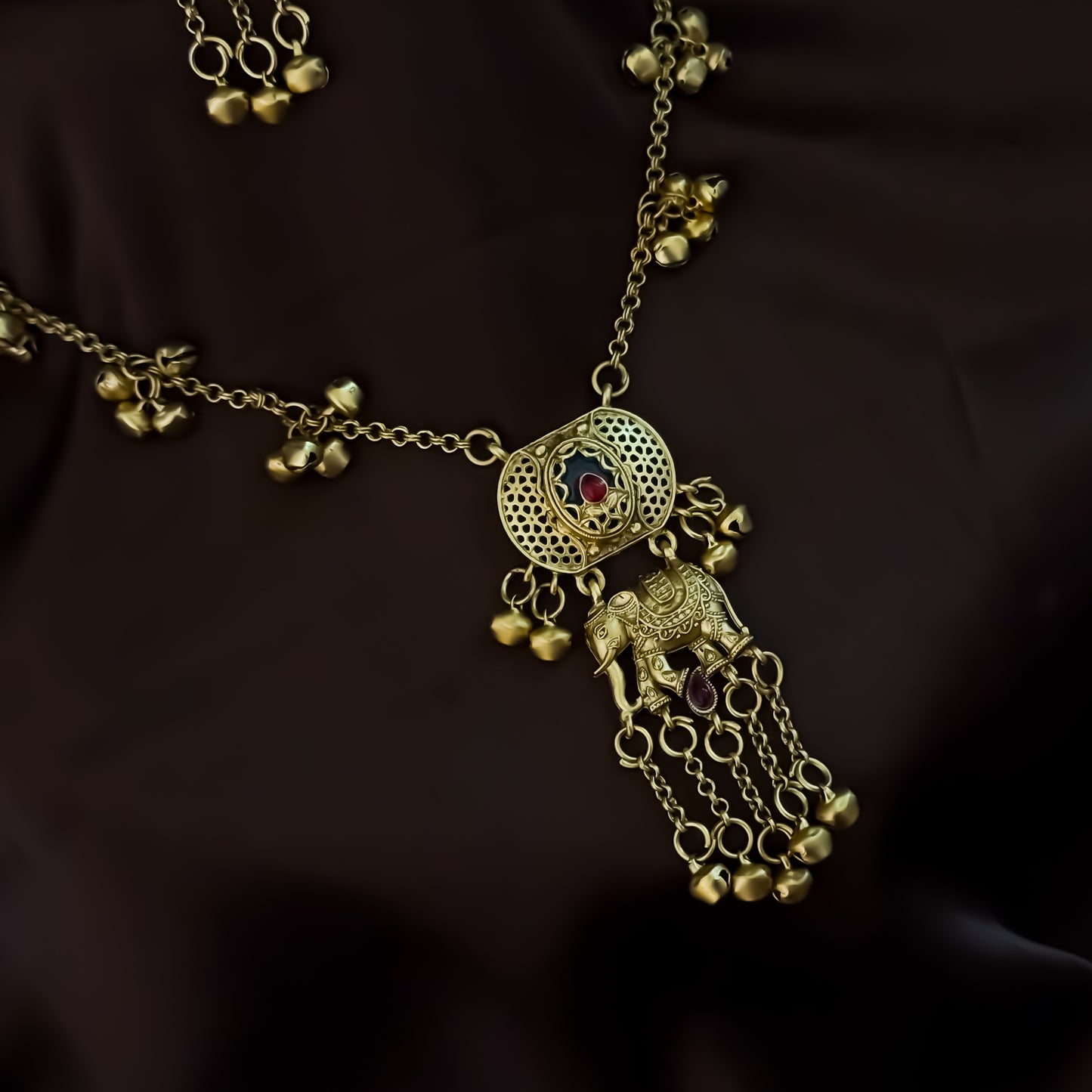 Gauri Ghunghroo Heritage Rajwadi Long Necklace Set - Pink & Green
