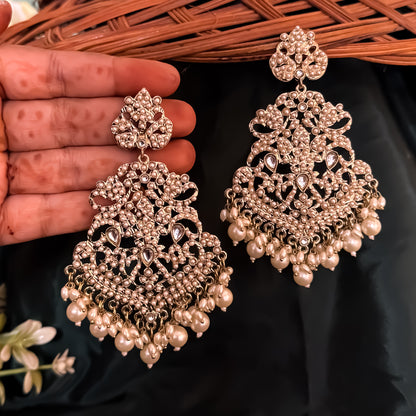 Shravya Jadau Chandbali Earrings - Golden