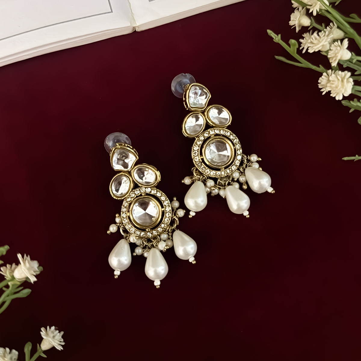 Golden Sai Premium Kundan Necklace Set