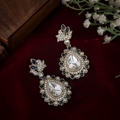 Mansi Kundan Drop Earrings - Black
