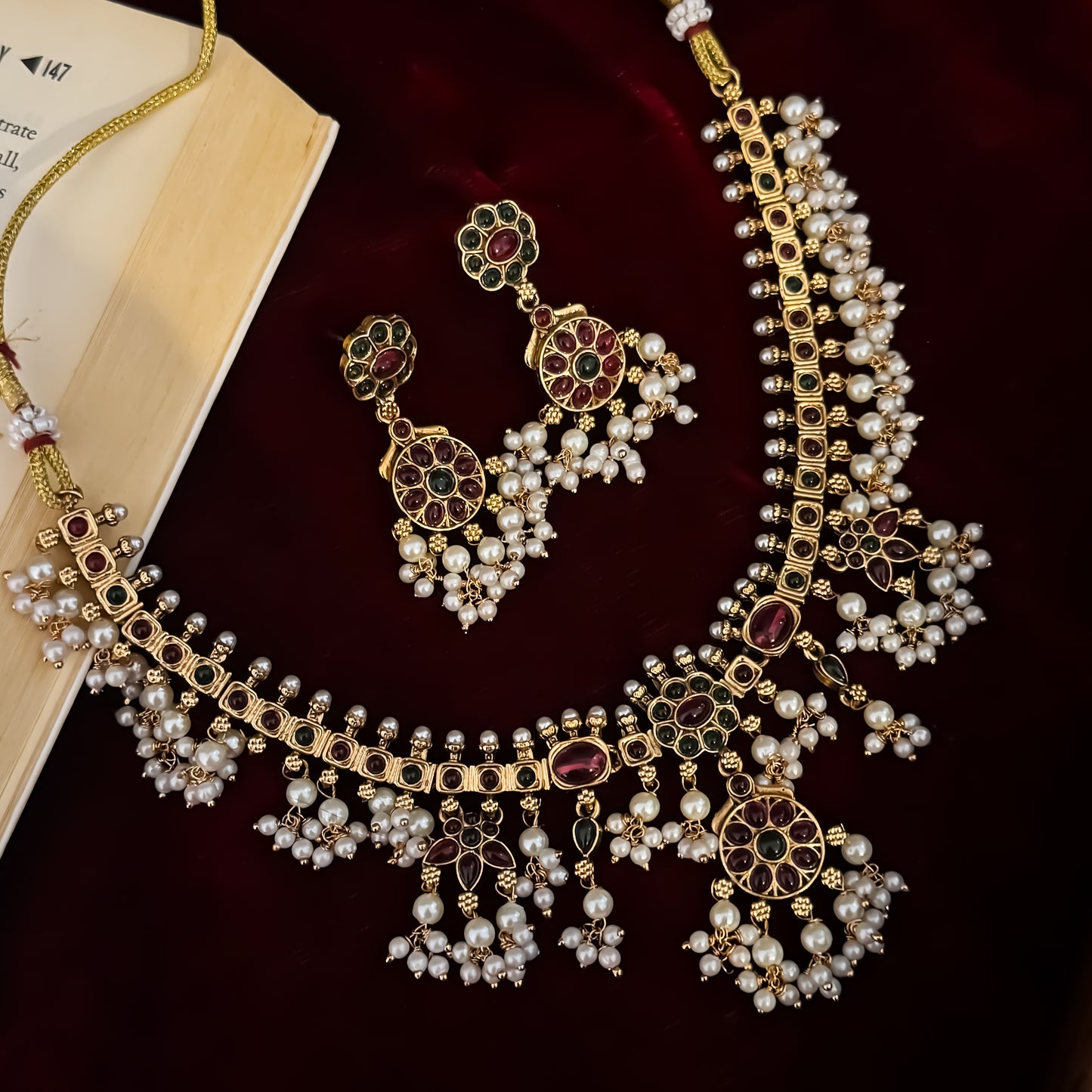 Qavithri Guttapushalu Temple Necklace Set - Pink & Green