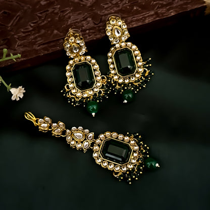 Shriya Kundan Choker Necklace Set - Green