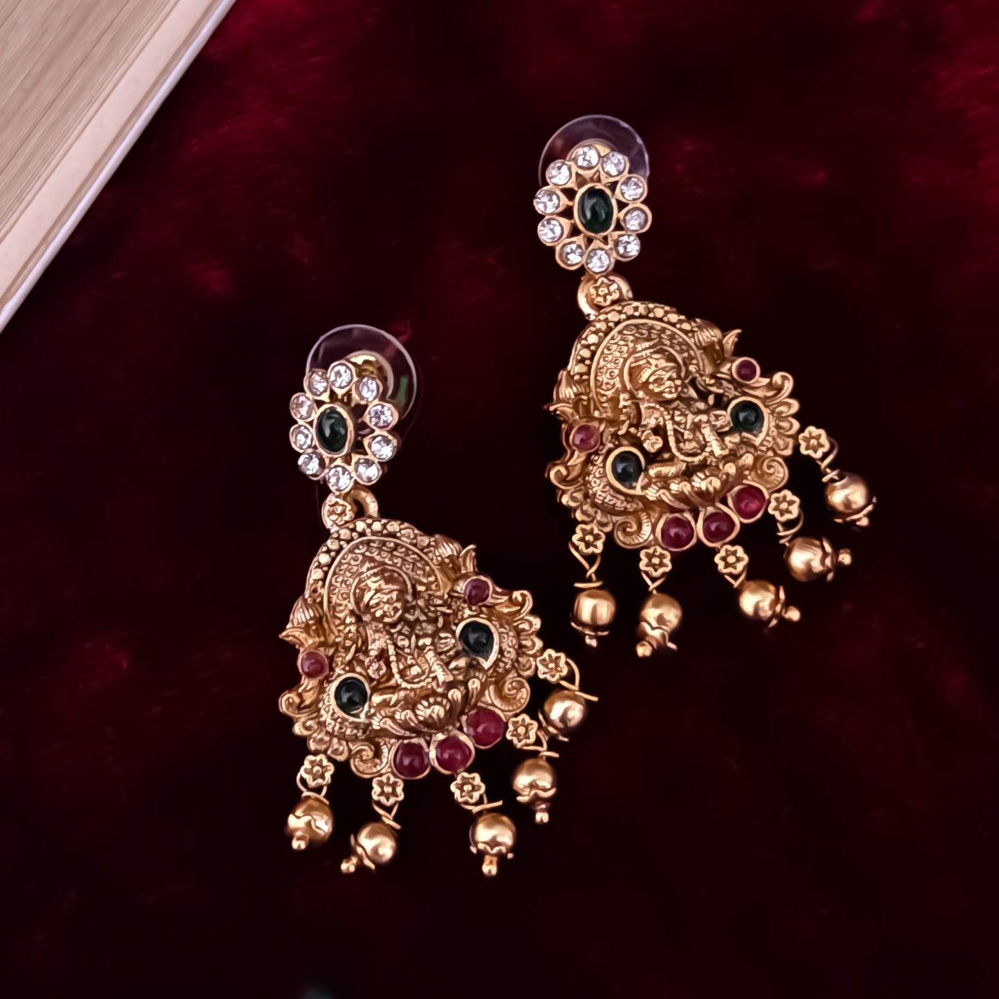 Maheshwari Lakshmi Temple Necklace Set - Pink & Green