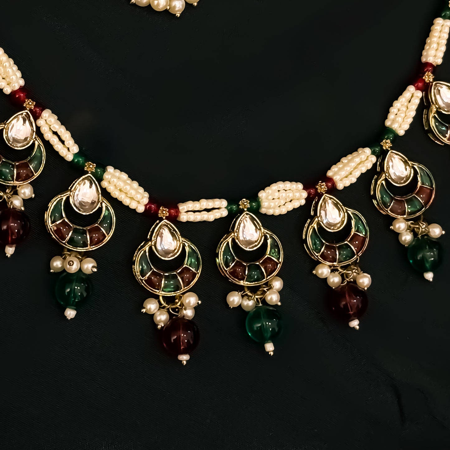 Shradha Premium Kundan Sleek Choker Necklace Set - Maroon & Green