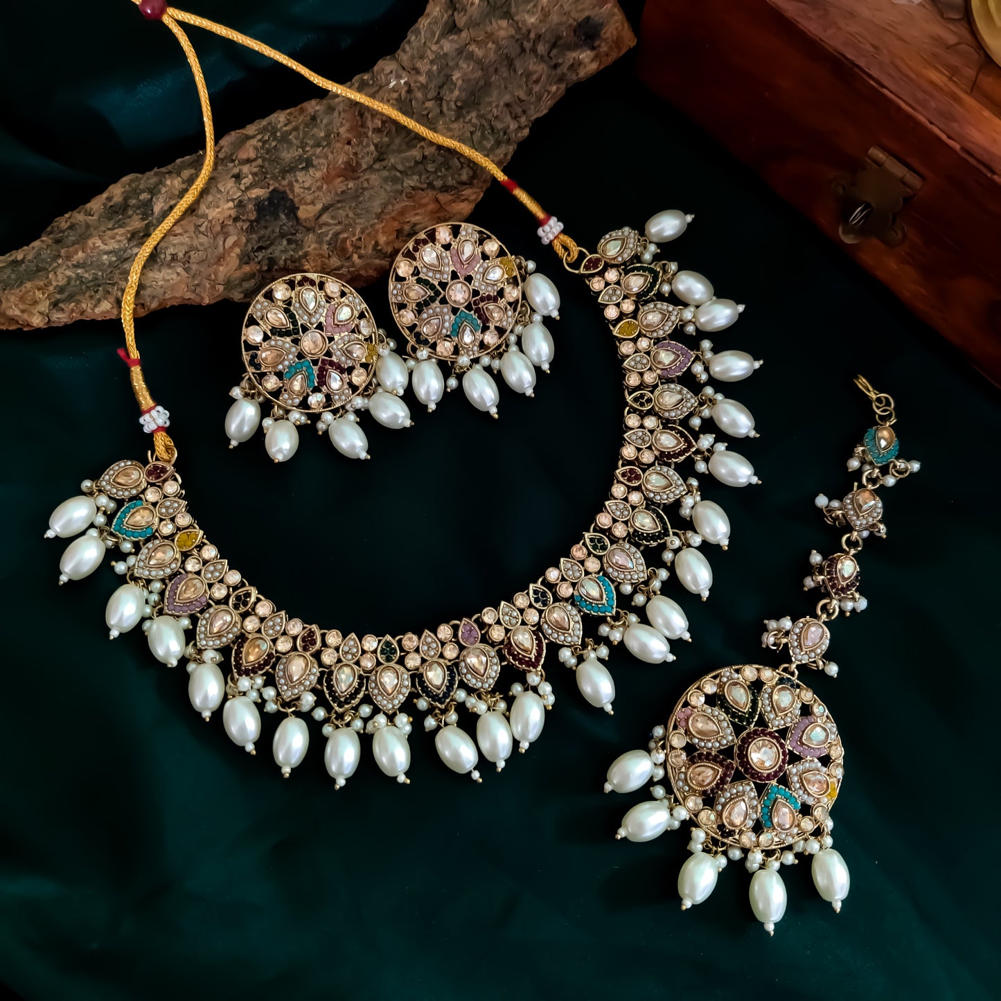 Saisha Royal Jadau Necklace Set - Multi