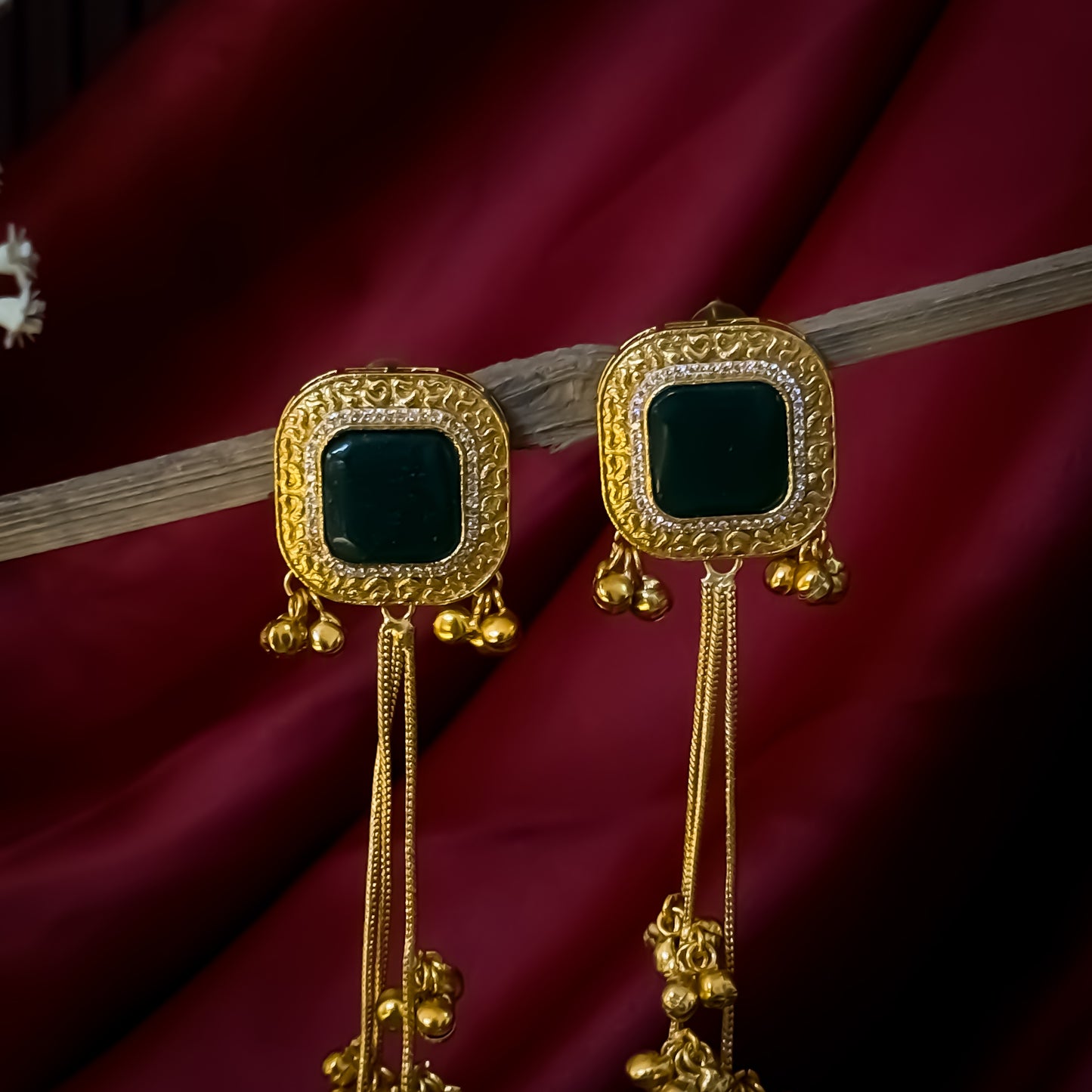 Hitanshi Kashmiri Brass Dejhoor Jhumka Ghungroo Earrings - Green