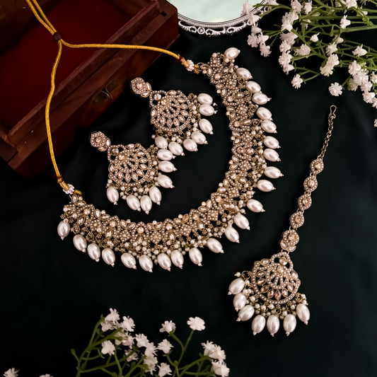 Arshiya Jadau Reverse AD Necklace Set - Golden