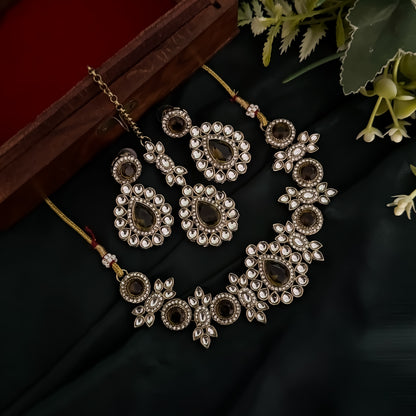 Israt Kundan Necklace Set - Mehendi Green