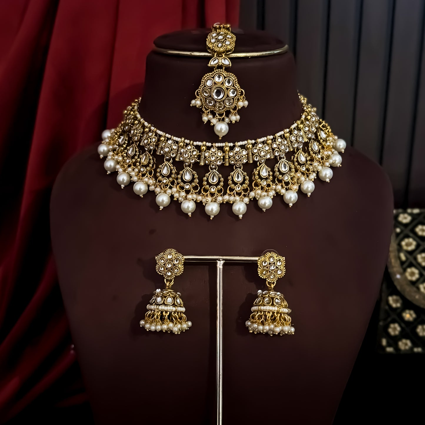 Etika Premium Kundan Necklace Set - Golden