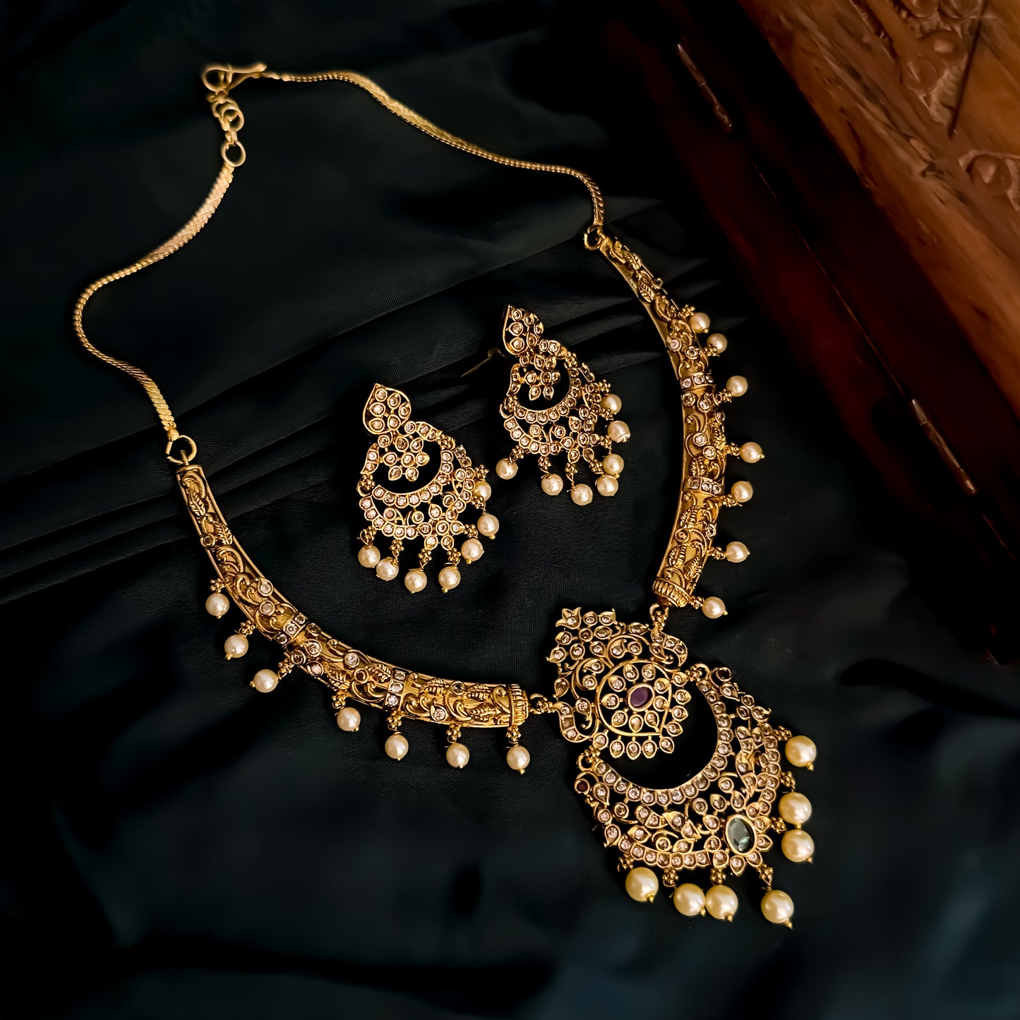 Kesariya Hasli AD Necklace Set