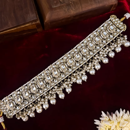 Reem Kundan Necklace Set with Detachable Sahara Earrings - Golden