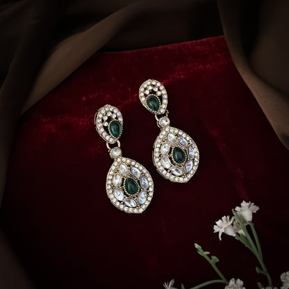 Emerald Green Dhrishya Kundan Necklace Set