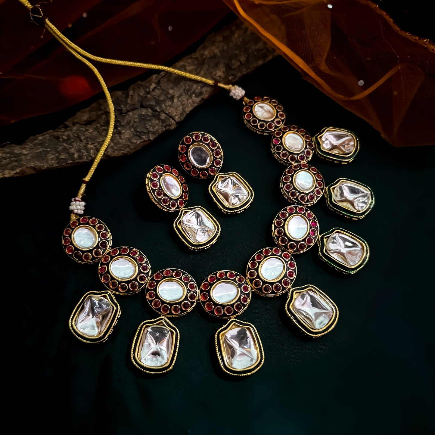 Vriksha Vilandi Kundan Premium Necklace Set