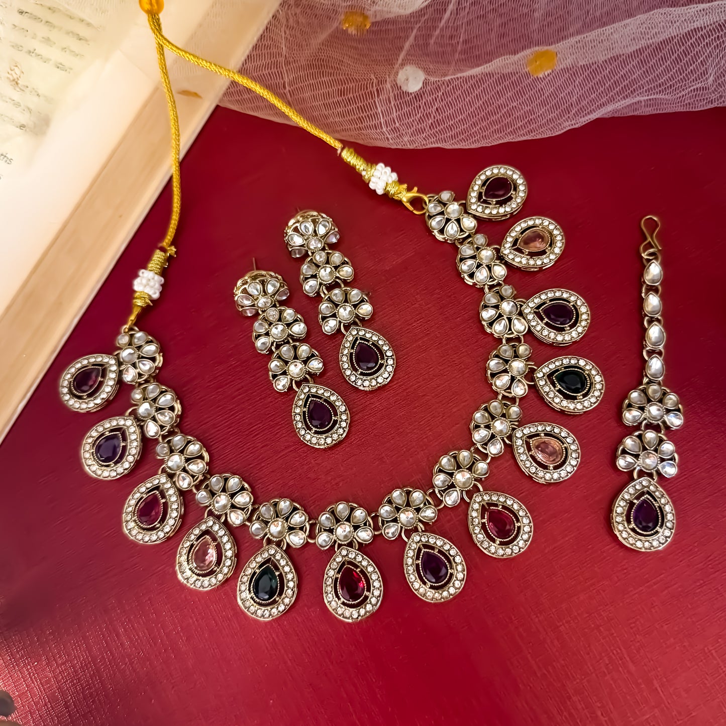 Multi Snigdha Kundan Choker Necklace Set
